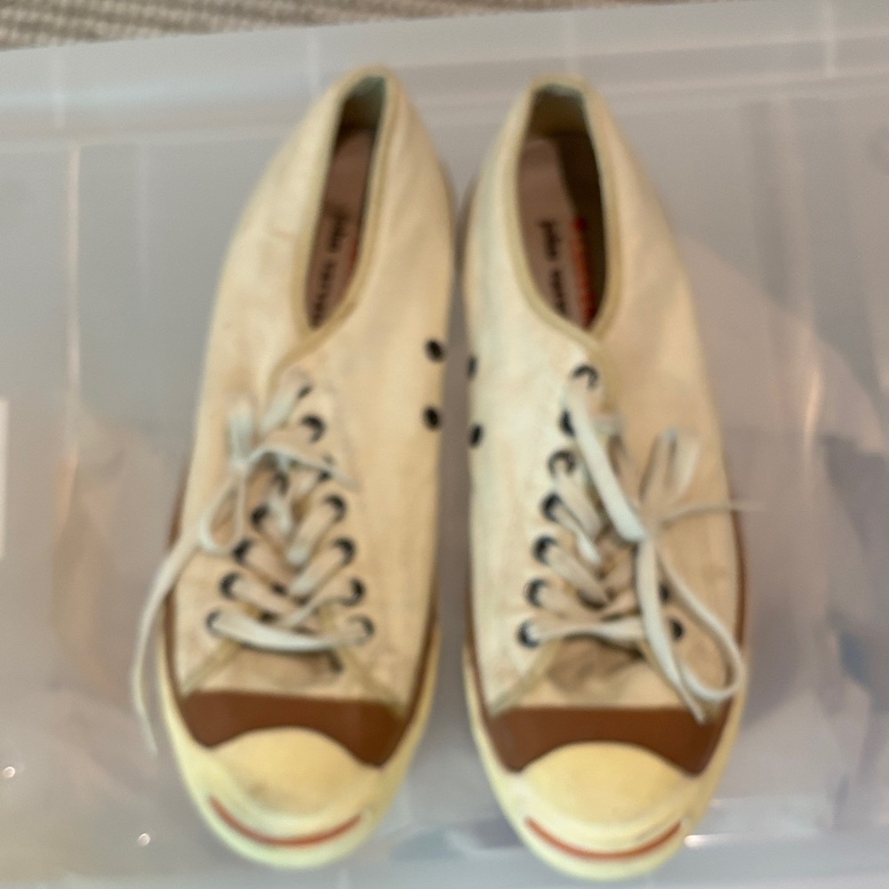 Converse Cream Canvas Low-Top Sneakers with Brown Toe Caps